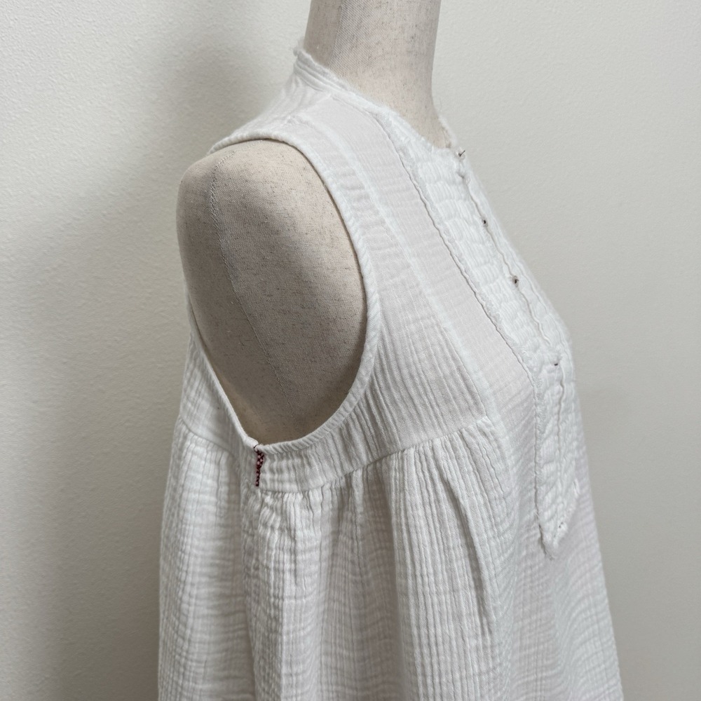 Gauzy White Cotton Top Womens‎ Large Beachy Relaxed Boho Tropical Breathable - Picture 3 of 16